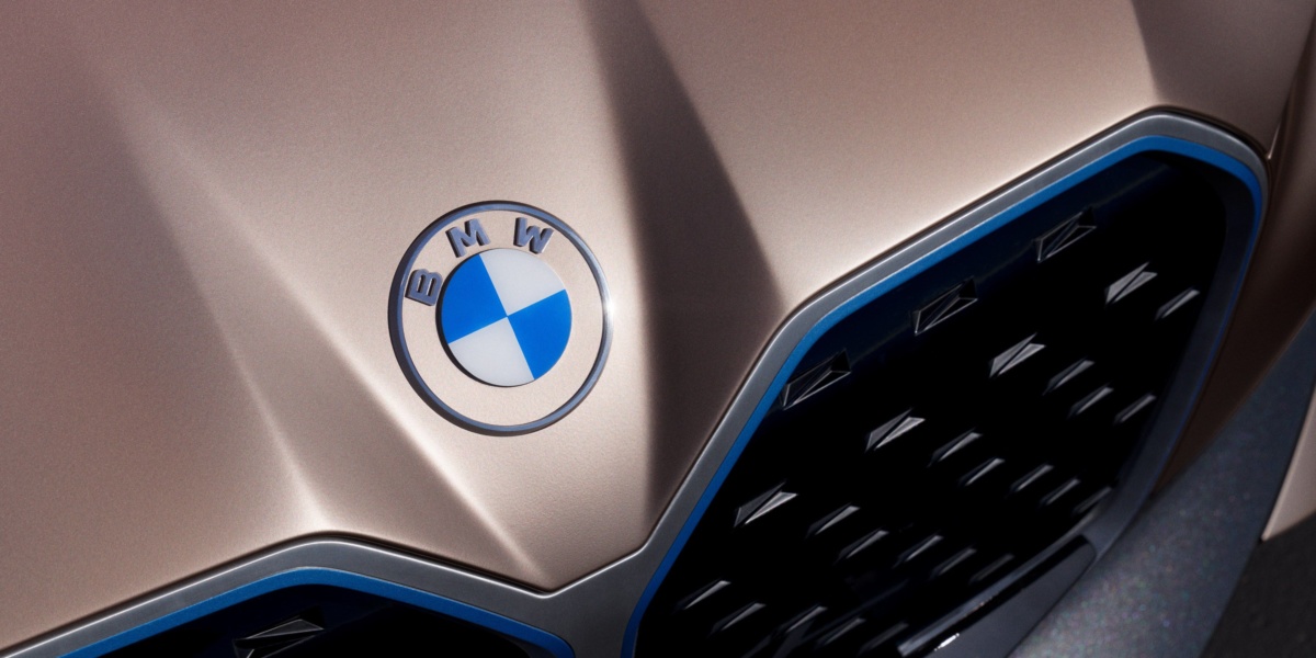 New BMW Logo